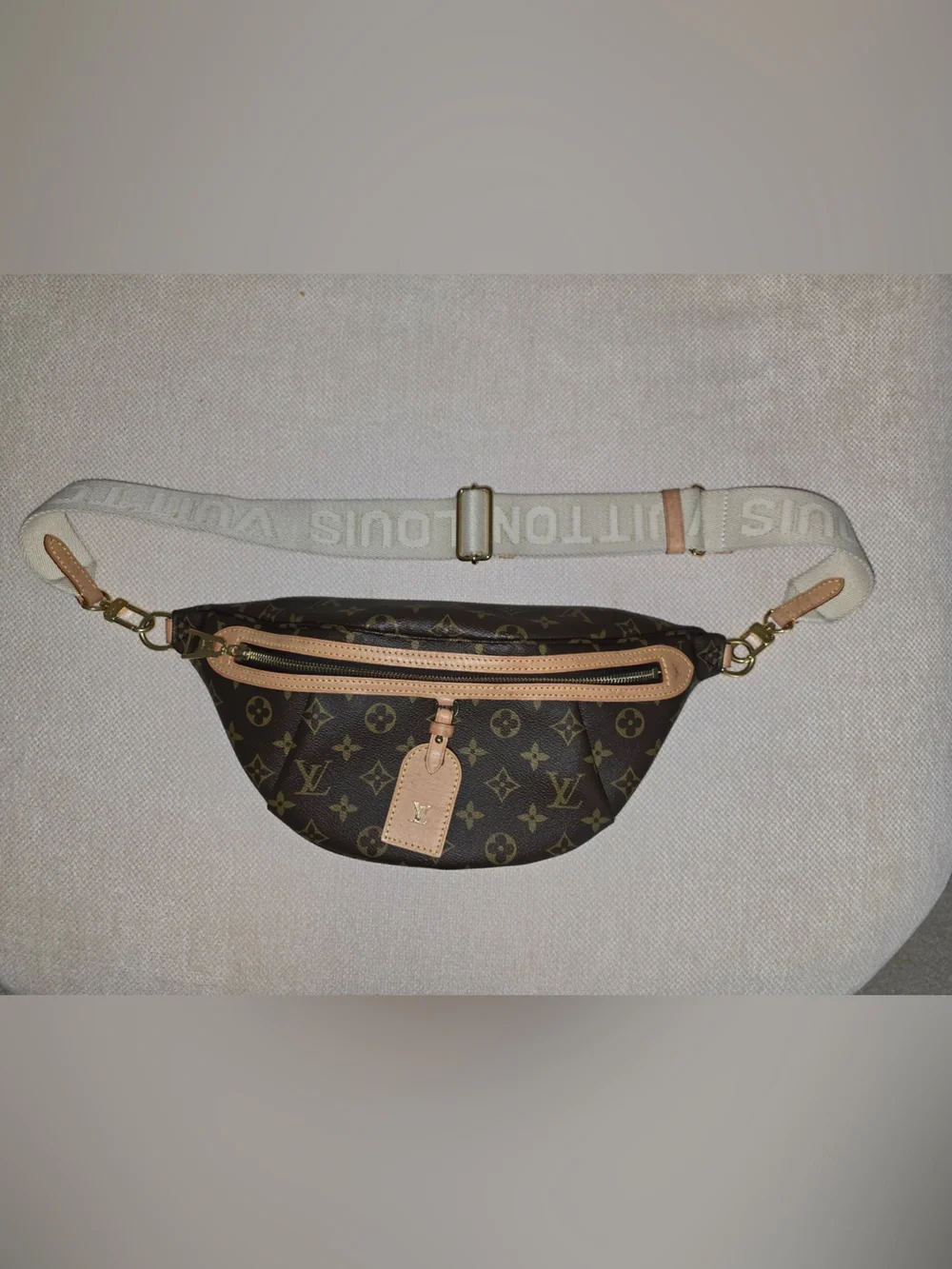 Louis Vuitton High Rise Bumbag - Picture 12 of 16